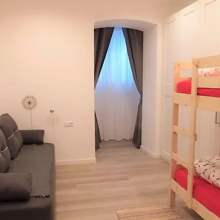 Апартаменти Wally Мерано